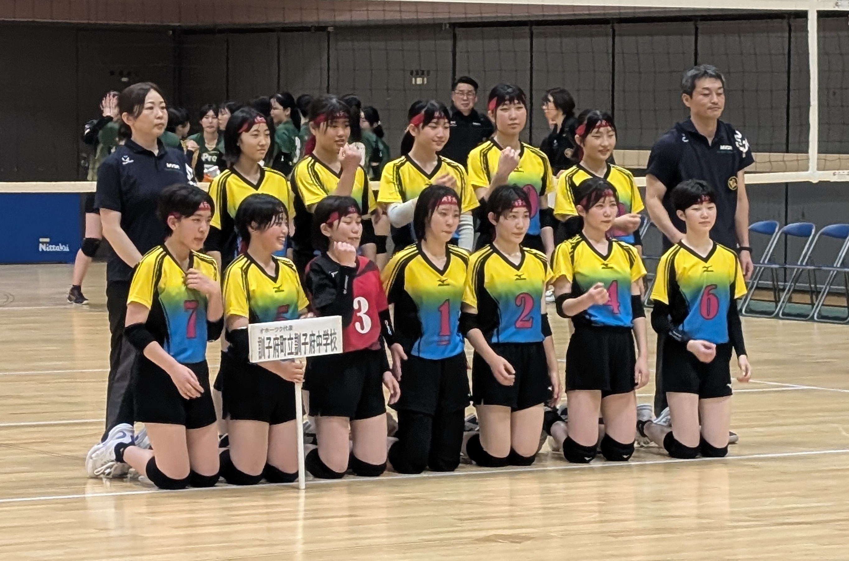 b.jpg